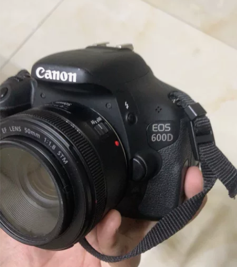 出闲置自用一套佳能EOS600D单反相机1...