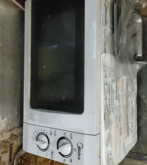 微波炉，炸鸡奶茶店的，功能正常，店不准备开...