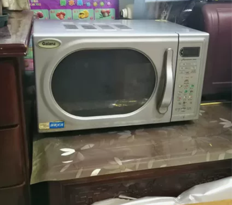 格兰仕微波炉，用不到便宜出。 济南明湖西路...