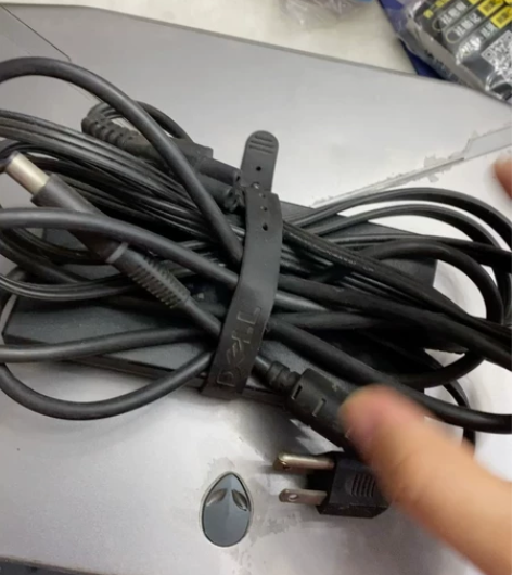 ALIENWARE外星人笔记本电脑～15寸...