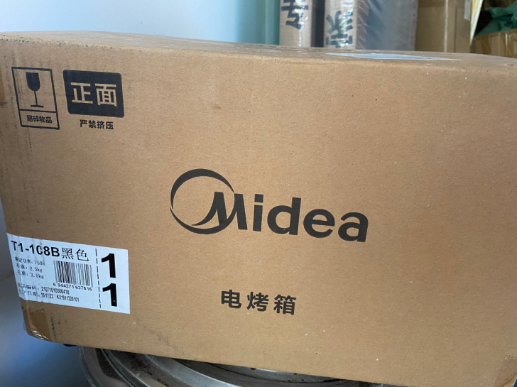美的电烤箱，全新未拆封。型号108b，其他...