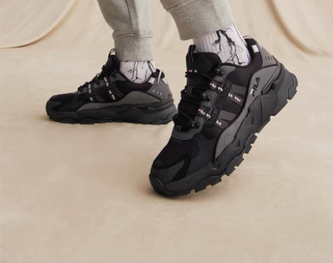 FILA 斐乐官方情侣TREK满天星老爹鞋...