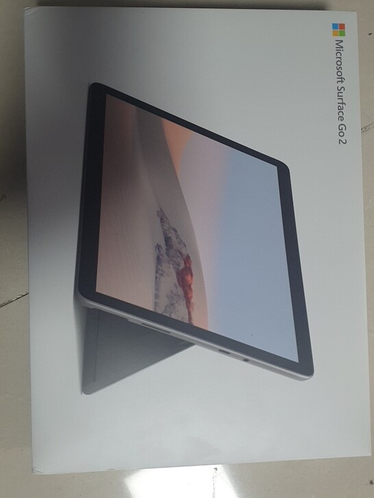微软Surface Go 2 二合一平板电...