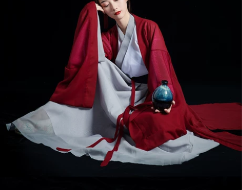 洛苓 女士民族装舞台装 感兴趣的话点“我想...