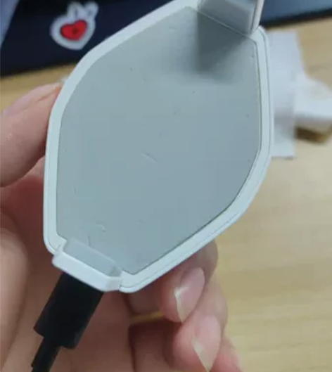 黑鲨游戏散热背夹一代 战果嘎嘎好 感兴趣的...