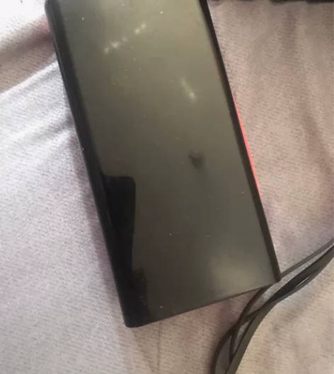 多了一个。充电宝 感兴趣的话点“我想要”和...