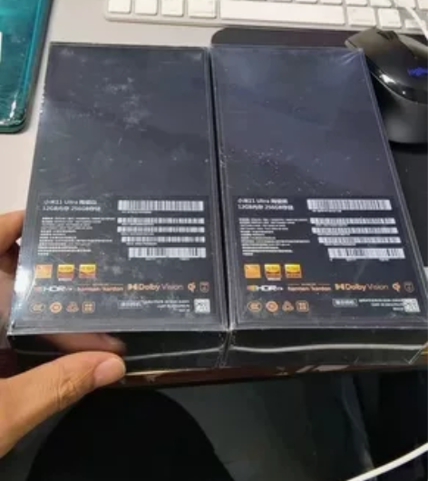 小米11ultra，12+256，黑色白色...