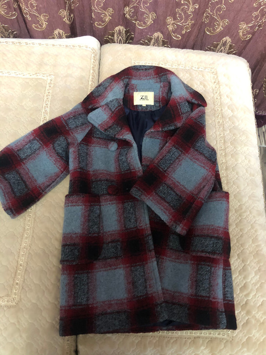 zll格子大衣,万年经典,几乎全新,中袖,...