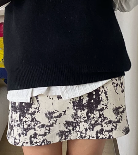 复古墨绿花纹半身A字裙 不掉色不起球 穿到...