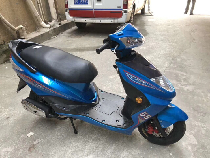 迅鹰125，车款很好，看上的来。
