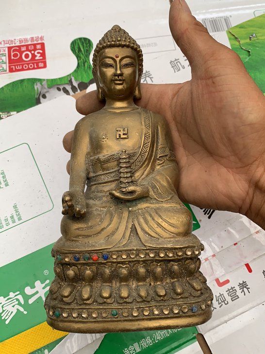 铜佛像收藏品，做工精致漂亮、老东西收藏品、...