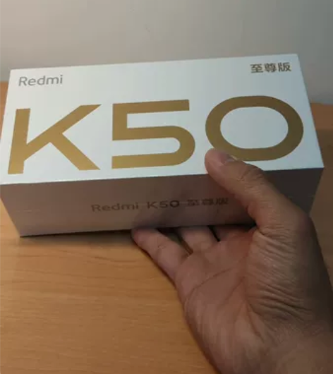 红米 k50 至尊版 12+256g 全新...
