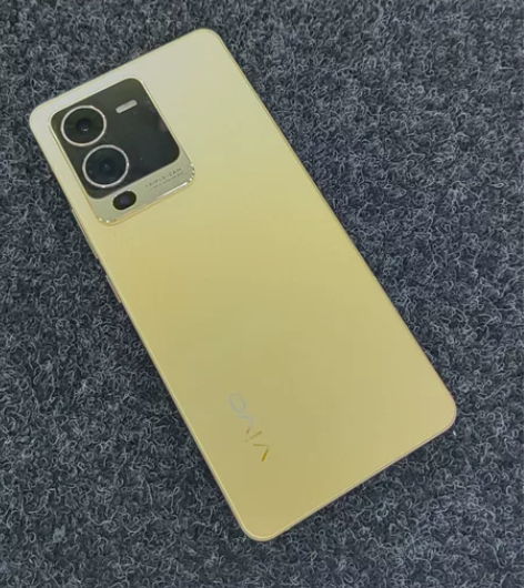 vivo 新款 s15 内存8+256 机...