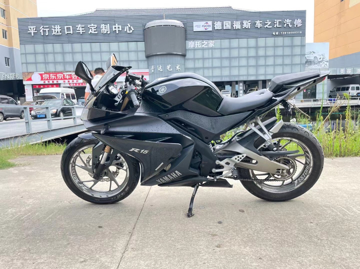19年飞鹰R25，年检保险都在，无倒车擦伤...
