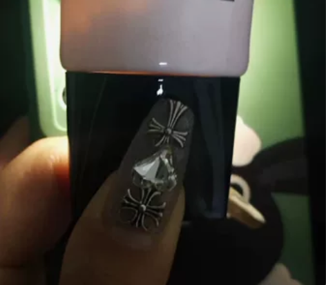 洁面香奈儿剩的不多了，好用入新的了 感兴趣...