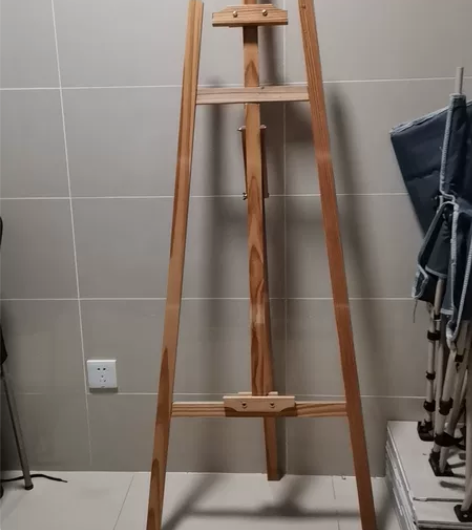 画架，几乎全新！可以调节，可拆卸！没有画板...