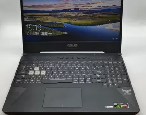 95新Asus/华硕 飞行堡垒7  二手笔...