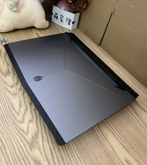 外星人17r4/1070 8G显卡/670...