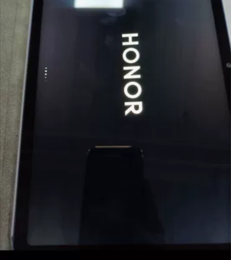 荣耀平板v6，6+128，99新，就用过一...