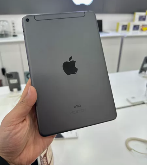 ipad迷你5插卡版行货64g 感兴趣的话...