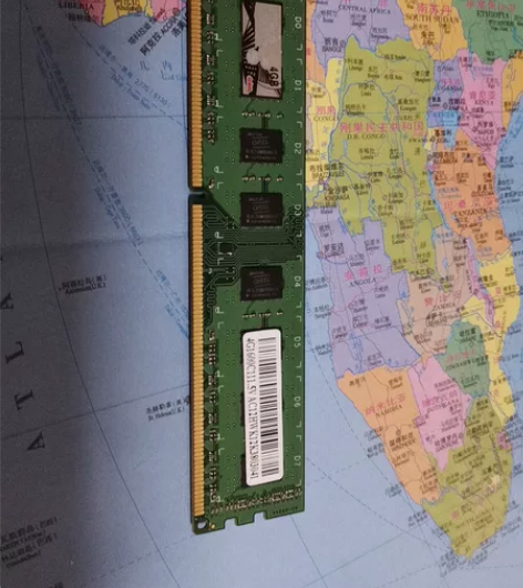 电脑内存条，自家电脑闲置配件。 感兴趣的话...