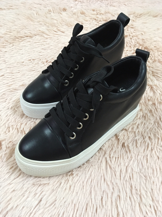 全新35码真皮女鞋系带内增高休闲鞋厚底板鞋...