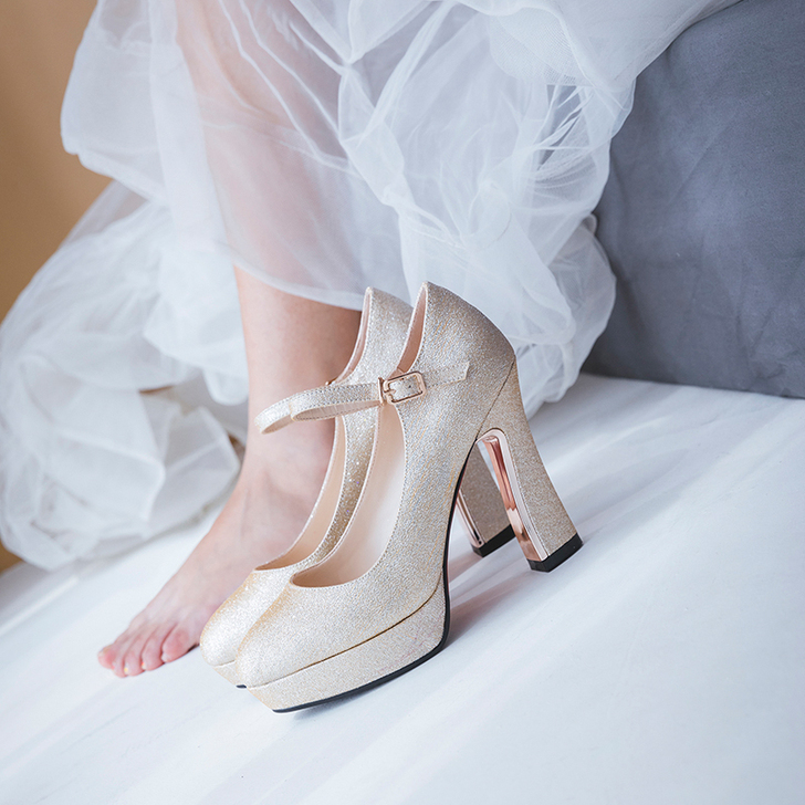 亮片婚鞋女一字扣11厘米粗跟防水台高跟鞋新...