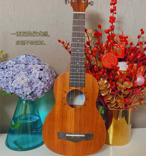 TODO 尤克里里，裸吉他，实物不红，同城...