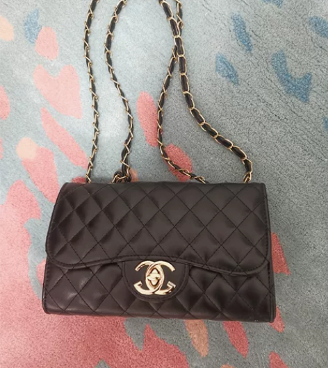 处理样品女士单肩斜挎包小方包一个，黑色，仿...