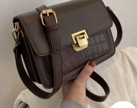 单肩斜挎包包女士2022新款高级感洋气学生...