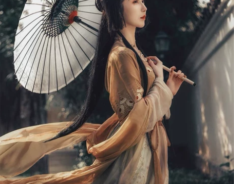 都城南庄异域风袒领 绝版汉服 全新仅试穿未...