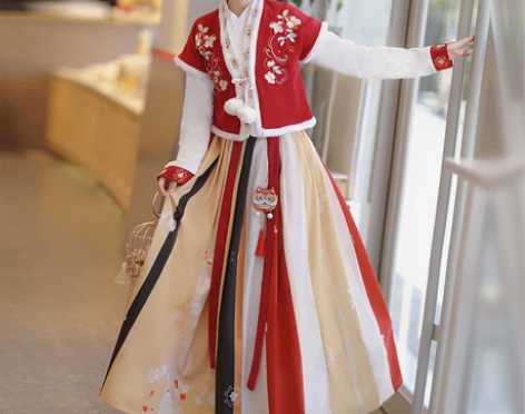 棠梨映花唐制汉服女冬季唐褙子齐腰襦裙全套中...