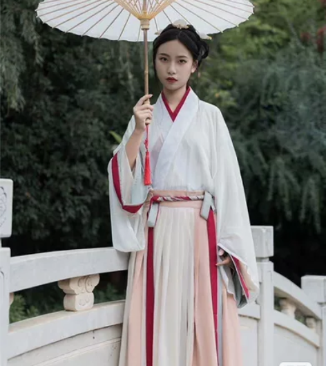 出 科幻，五五年汉服 秋色 m码，全套原价...