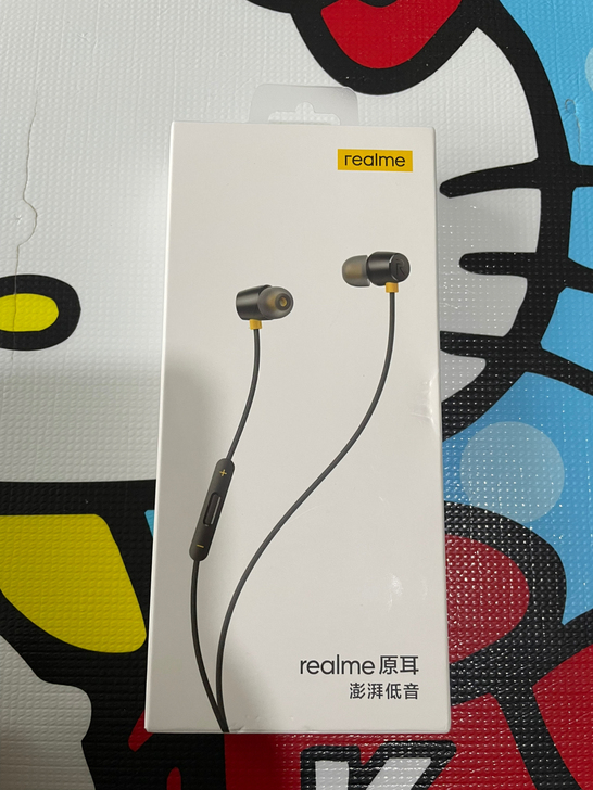 realme 原装耳机，京东官方旗舰店购入...