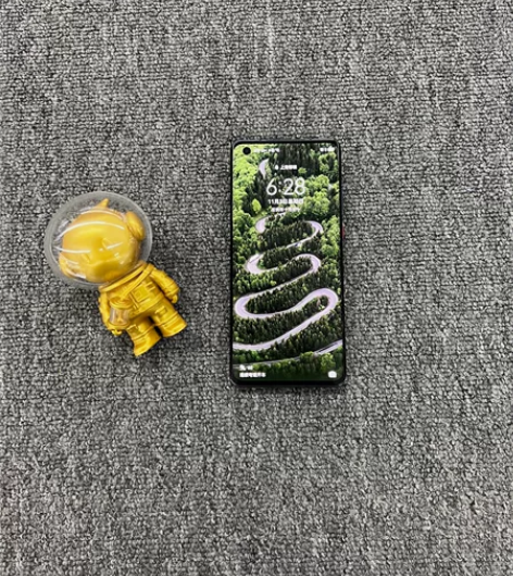 现在可以称得上是华为左右性价比的5G手机....