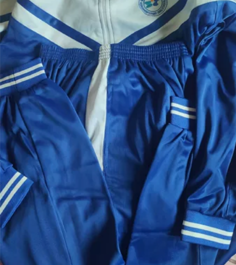 【限时88元包邮】 几乎全新 老款西山校服...