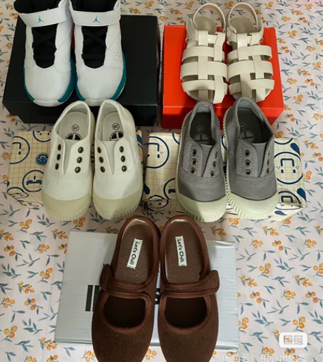 女儿新鞋合集 全部都是新的，都还没来得及穿...