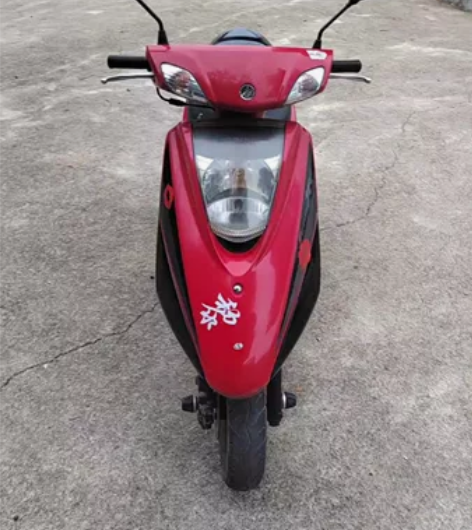 出售一台2014年自用雅马哈丽鹰125cc...