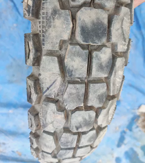 11090-16力帆牌摩托外胎 非真空 感...