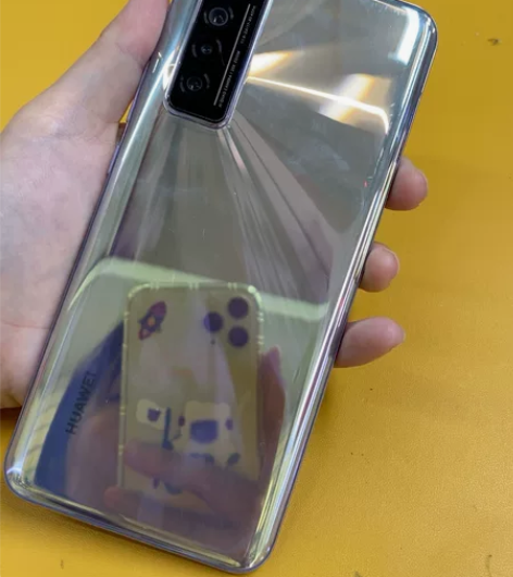 华为nova7 5G 8+128g，外爆。...