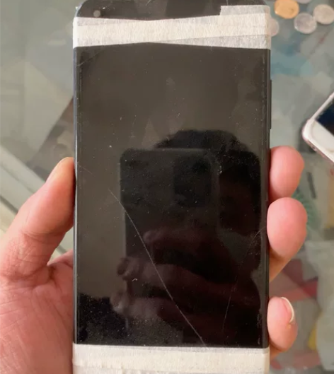 畅享10 4+128 外屏烂 后置摄像头不...