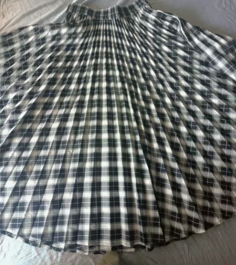 女士99新风琴大摆裙,19.9包邮。 裙摆...