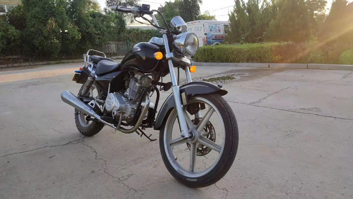 转让一台宗申摩托车,摩托车发动机好,动力足...