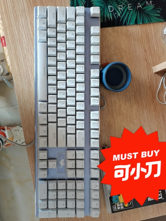 MISS签名版雷柏v760机械键盘