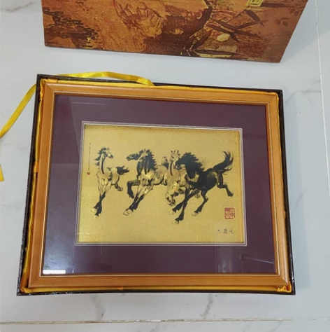 北京自取，金麒麟牌金箔工艺画 六骏图 徐悲...