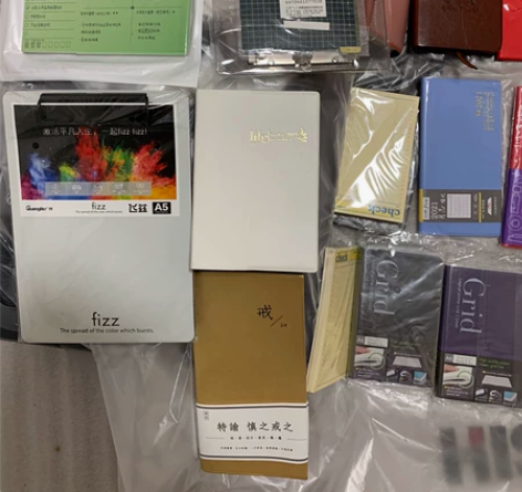 精美 小本本 日记本 一本12 感兴趣的话...