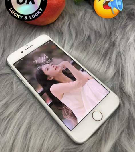 苹果8 64G 256G，功能完好，九成新...