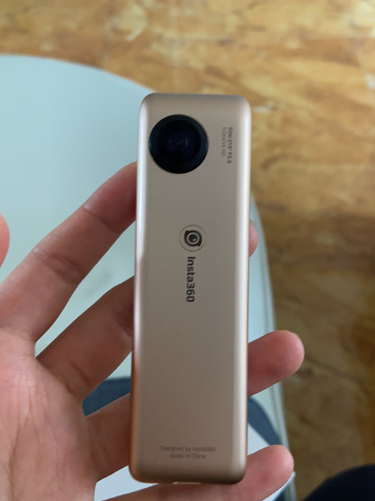 Insta360 360度VR相机。买来就...