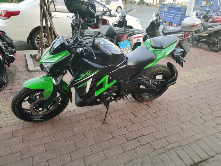 随缘卖，鹏城宗申单缸发动机200CC新车1...