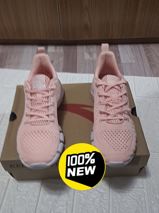 安踏！！！36.5码！！！！65包邮！！！